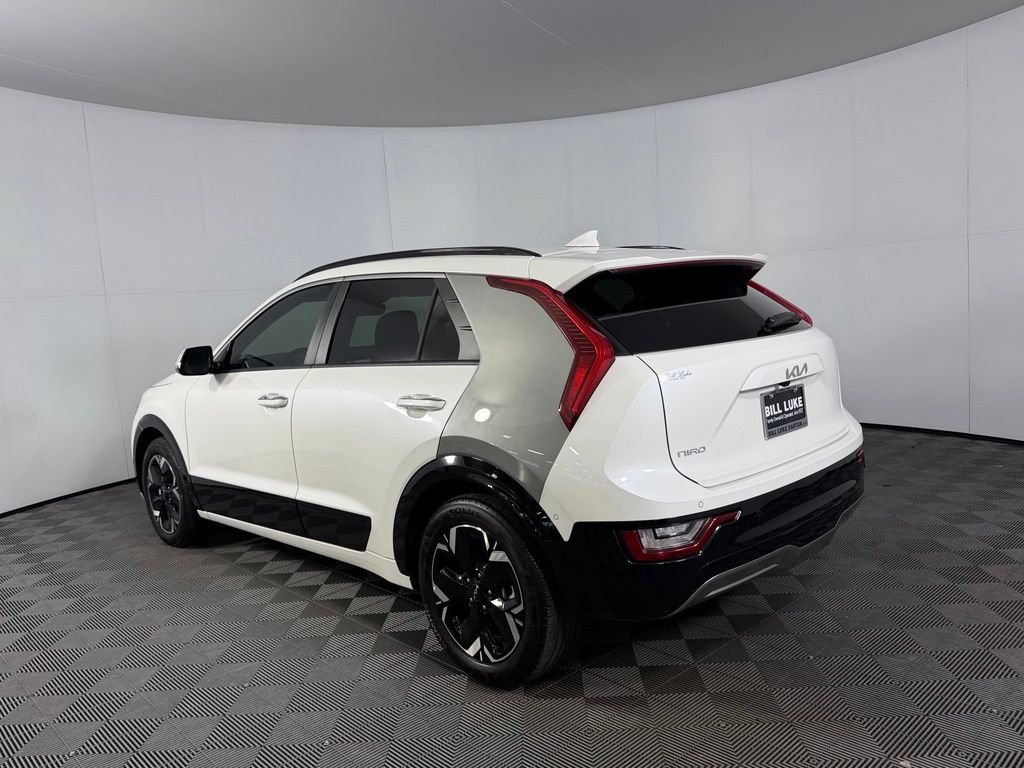 Used 2023 Kia Niro Wave FWD image 9