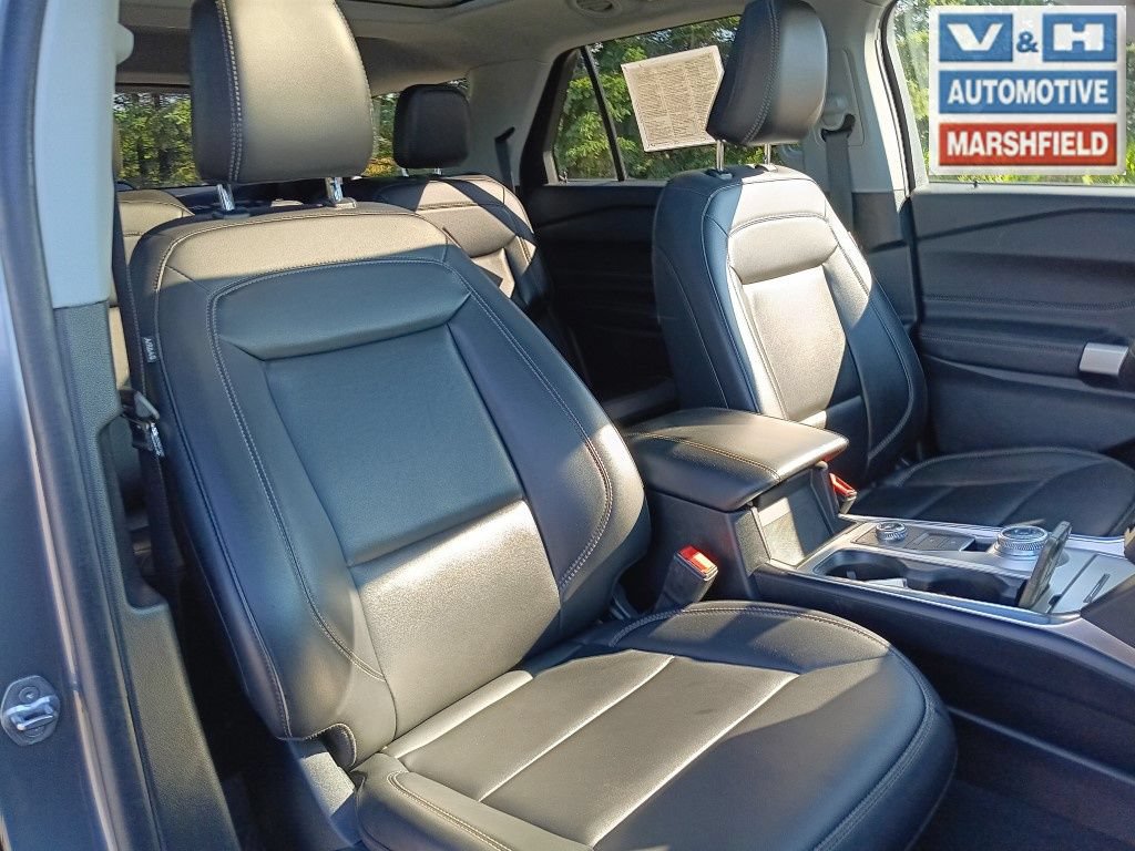 Used 2022 Ford Explorer XLT w/ Equipment Group 202A AWD/4WD image 20