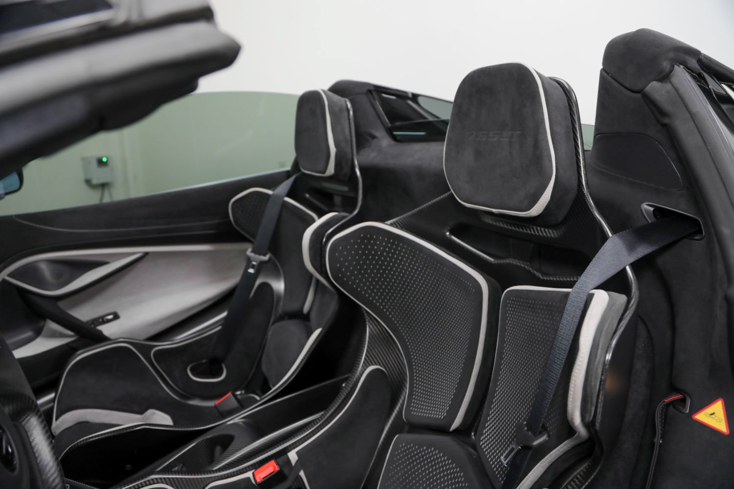 Used 2022 McLaren 765LT RWD image 45