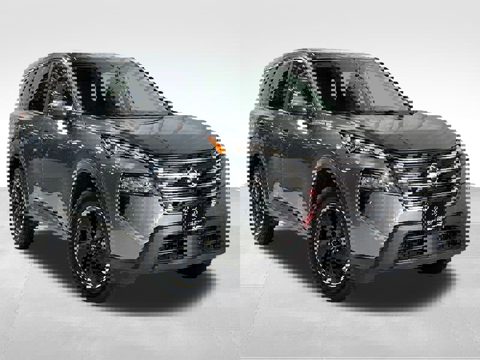 Used 2024 Nissan Rogue SV