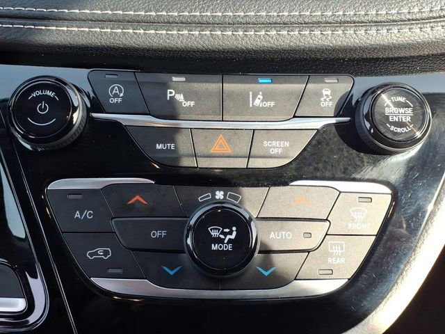 Certified 2023 Chrysler Pacifica Limited image 22