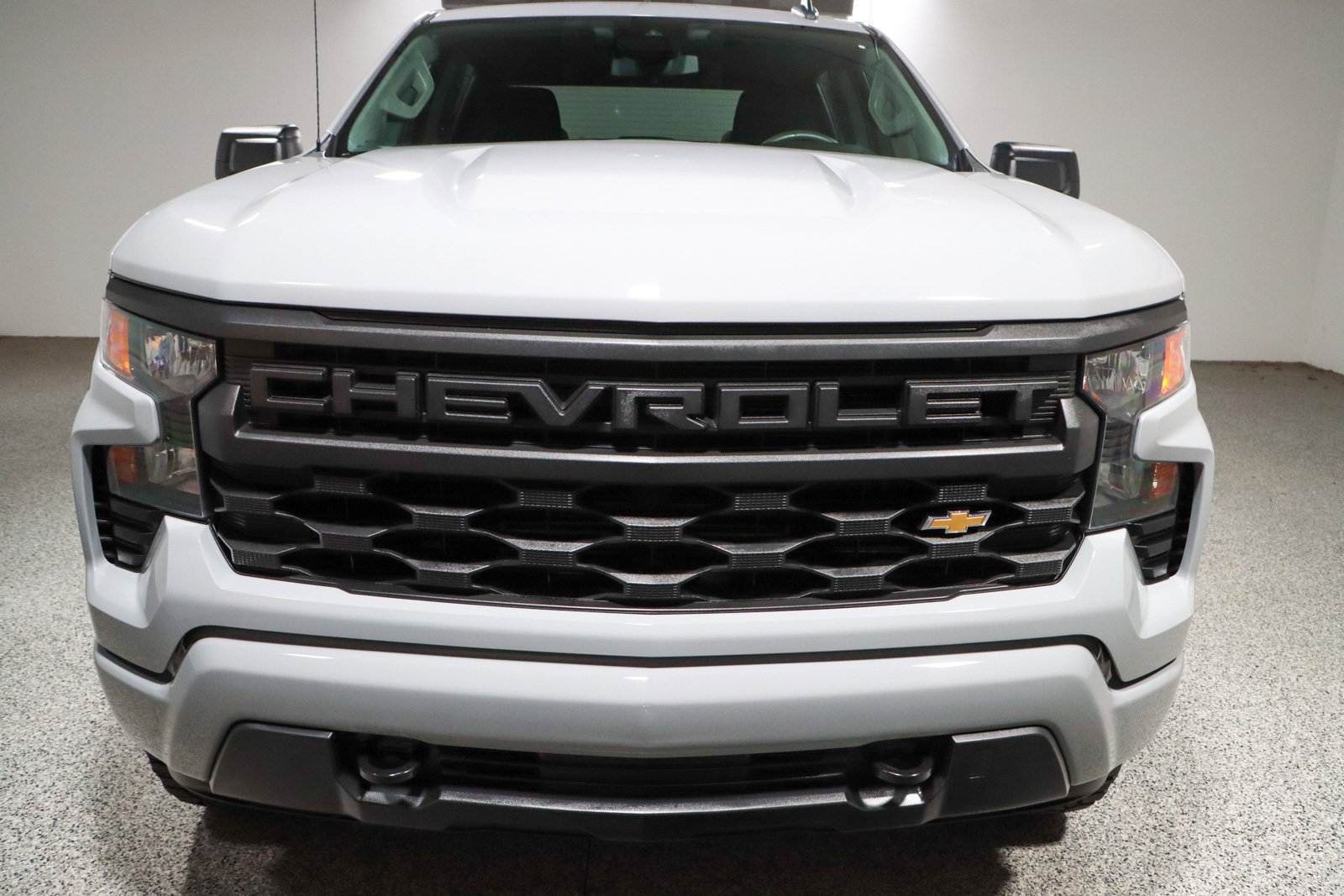 Used 2024 Chevrolet Silverado 1500 Custom AWD/4WD image 4
