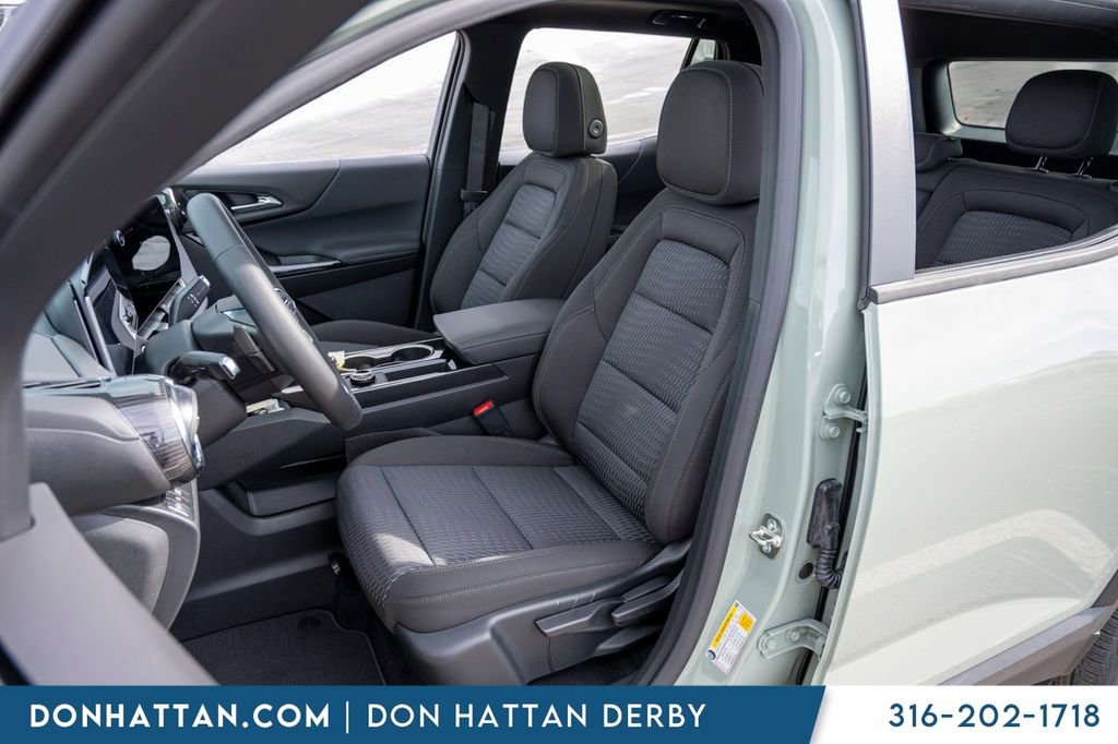 New 2026 Chevrolet Equinox LT w/ Midnight Edition image 4