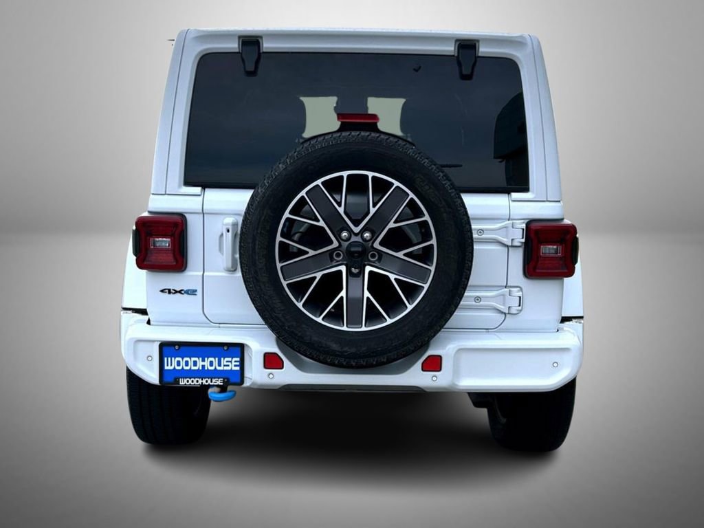 Used 2022 Jeep Wrangler Unlimited Sahara image 6