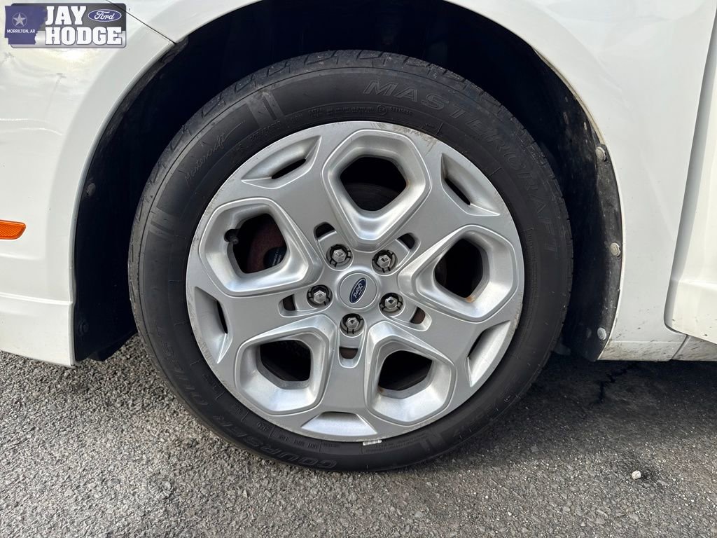 Used 2010 Ford Fusion SE image 29