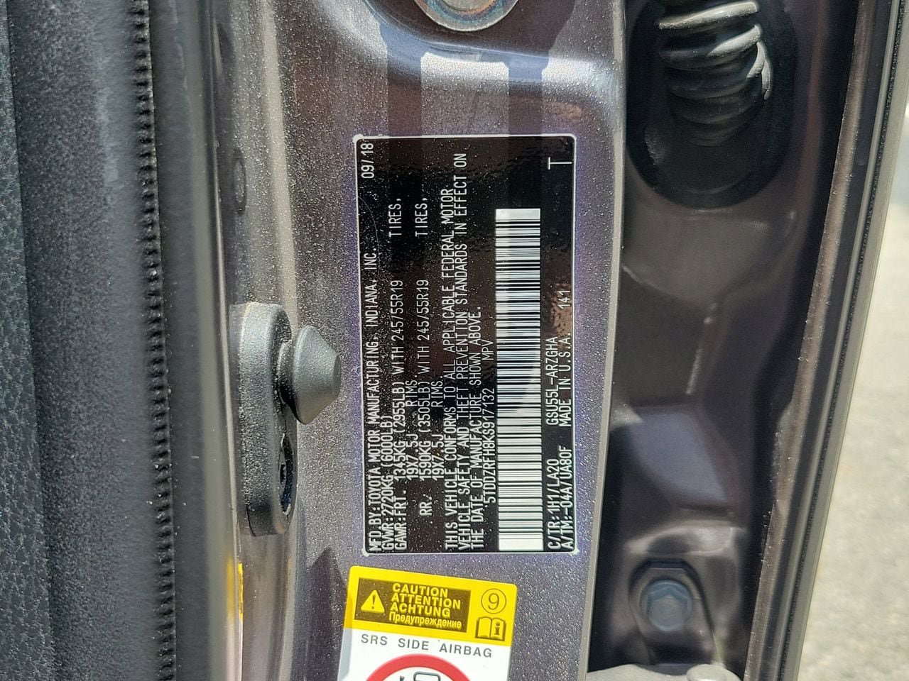 Used 2019 Toyota Highlander Limited AWD/4WD image 32