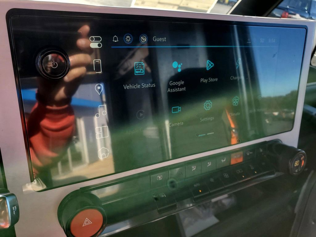 New 2025 Chevrolet Brightdrop 400 w/ Battery Pack, Max Range image 14