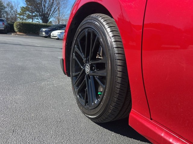 Used 2025 Toyota Camry SE image 9