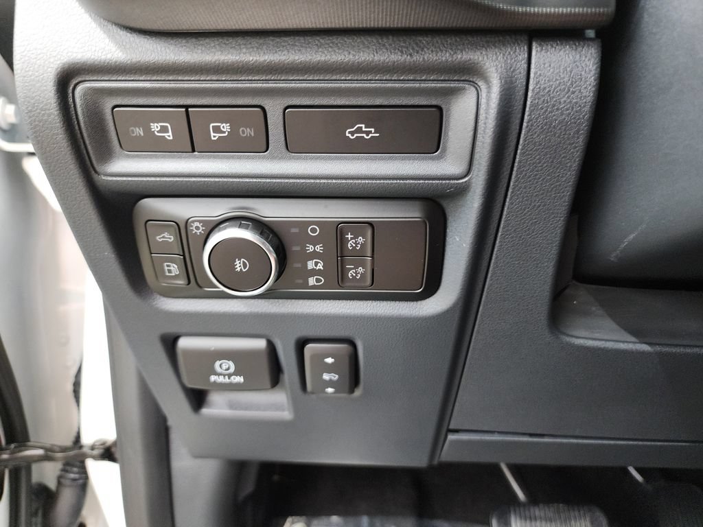 Used 2022 Ford F150 Platinum w/ Equipment Group 701A High AWD/4WD image 24