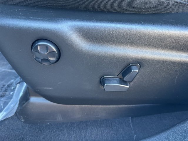 Used 2023 Dodge Durango GT image 29