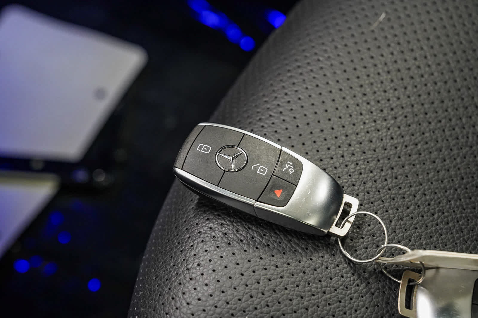 Used 2022 Mercedes-Benz GLC 300 4MATIC image 27