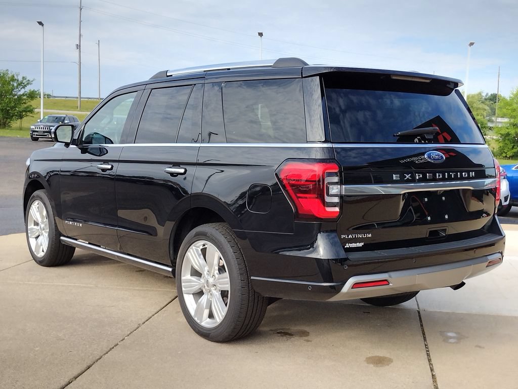 Used 2024 Ford Expedition Platinum AWD/4WD image 7