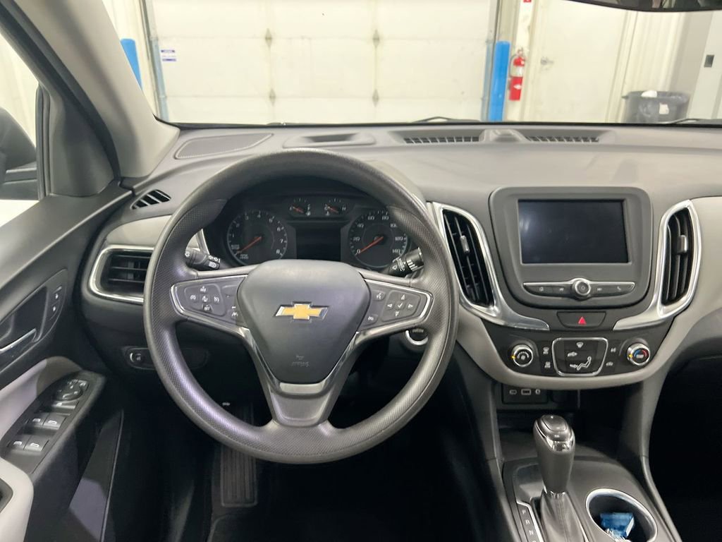 Used 2021 Chevrolet Equinox LS w/ LS Convenience Package FWD image 11