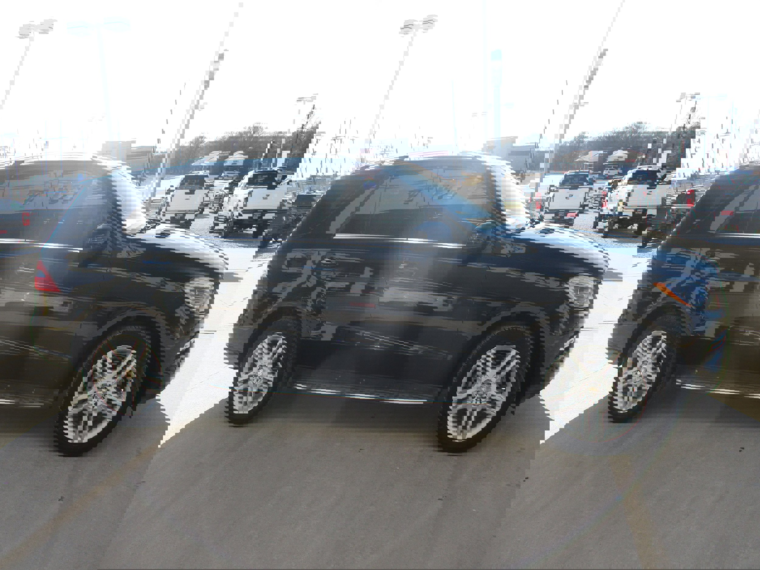 Used 2015 Mercedes-Benz ML 350 4DR ML350 4matic image 8