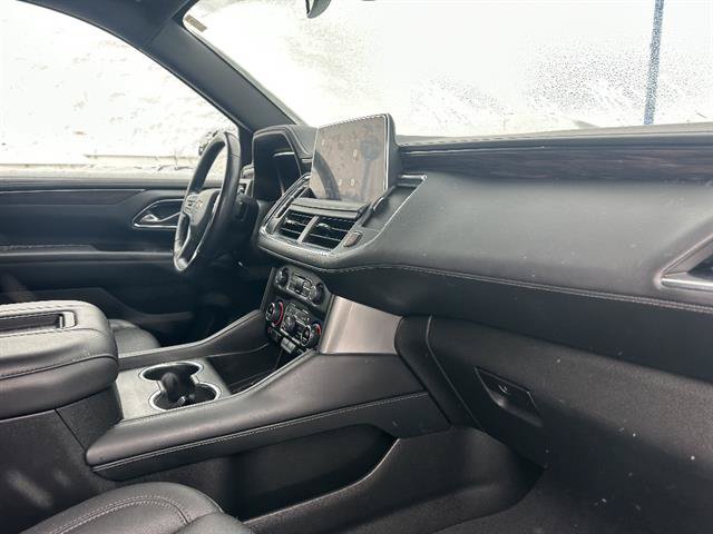 Used 2022 Chevrolet Suburban LT AWD/4WD image 24