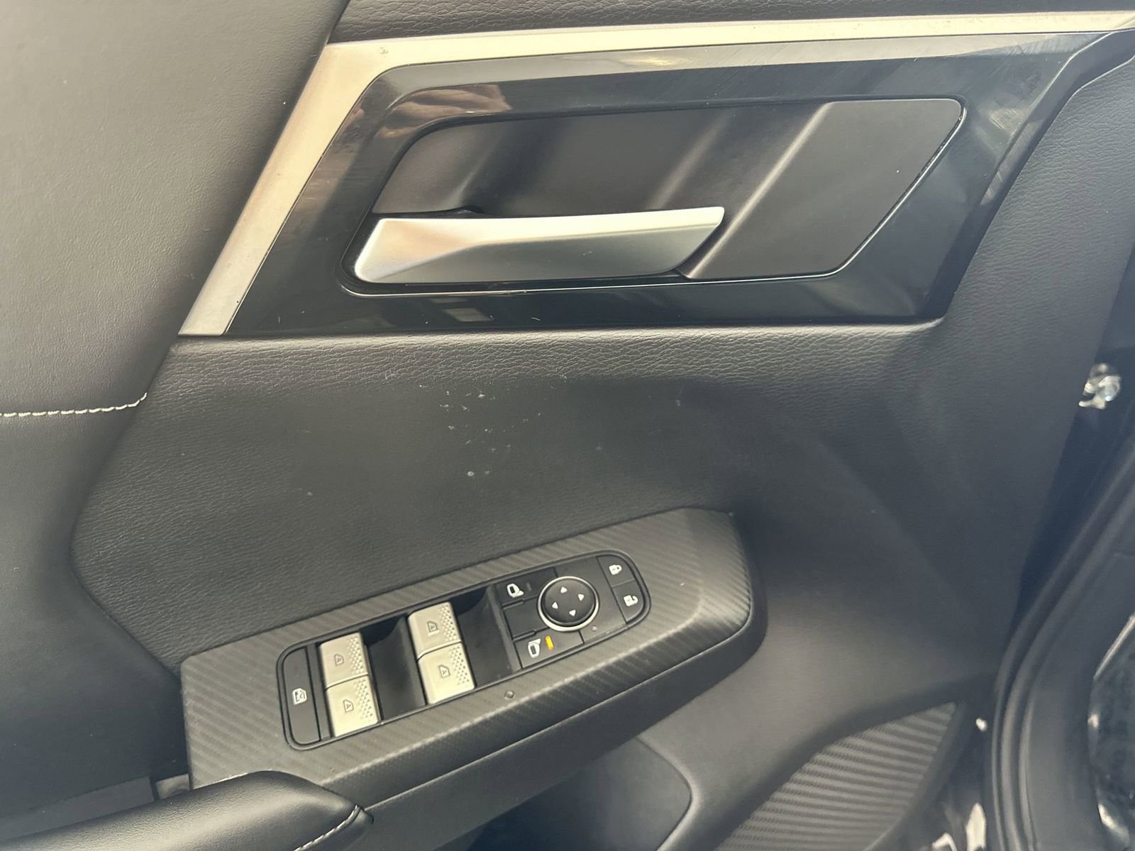 Used 2022 Mitsubishi Outlander SE image 13