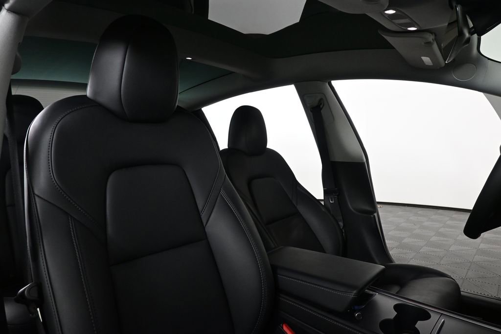 Used 2023 Tesla Model 3 Standard Range RWD image 18