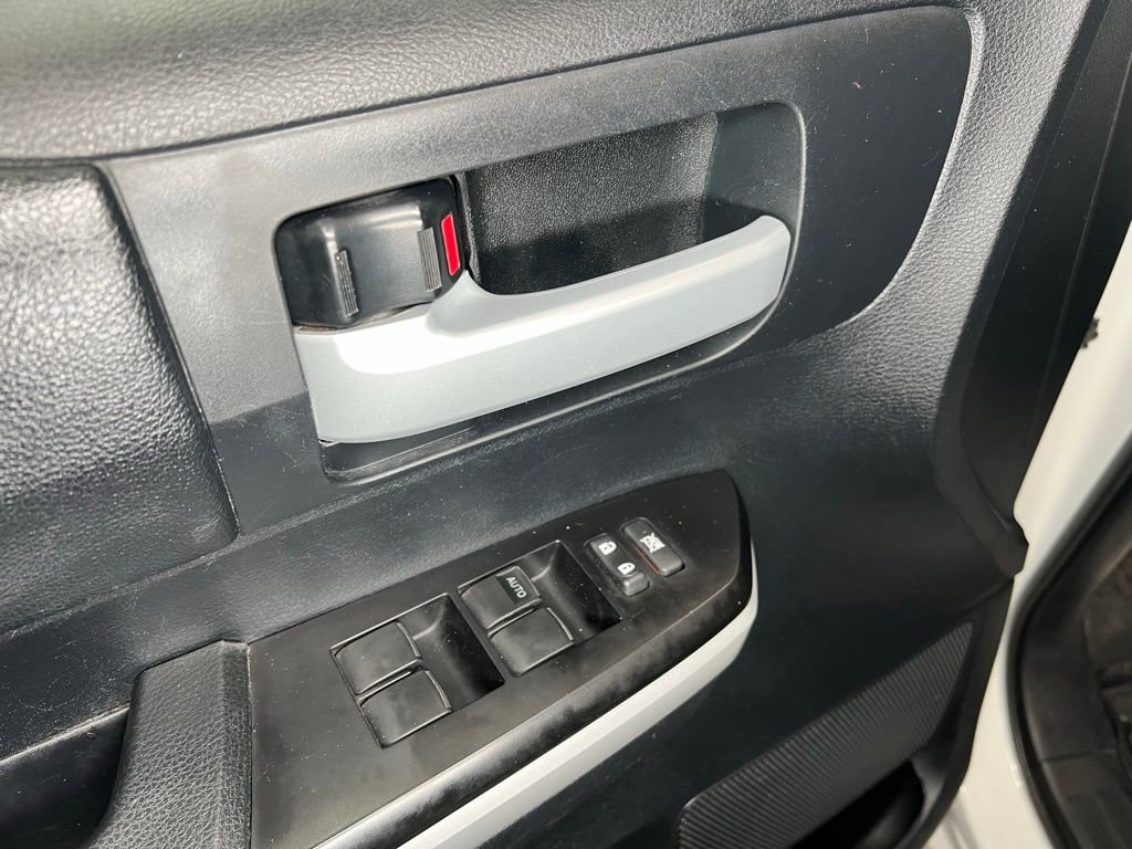Used 2018 Toyota Tundra SR5 image 14