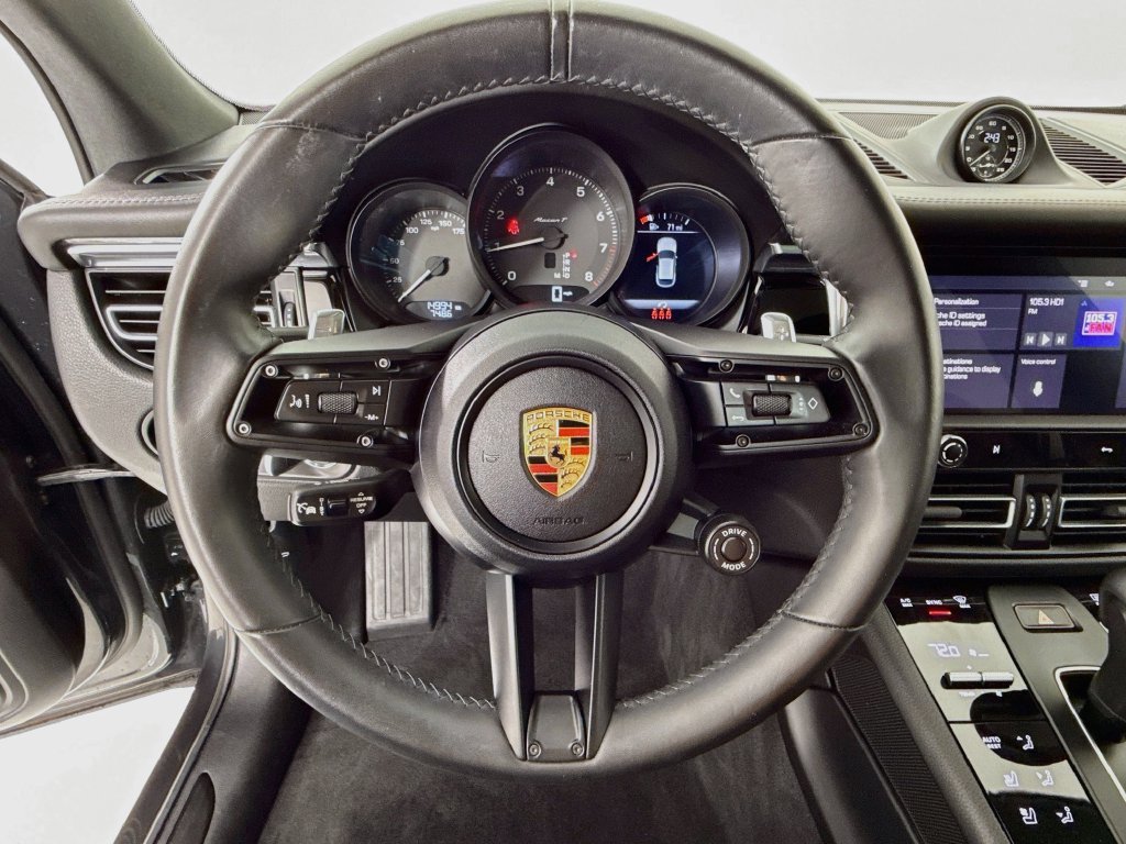 Certified 2025 Porsche Macan Turbo w/ Premium Package Plus AWD/4WD image 15