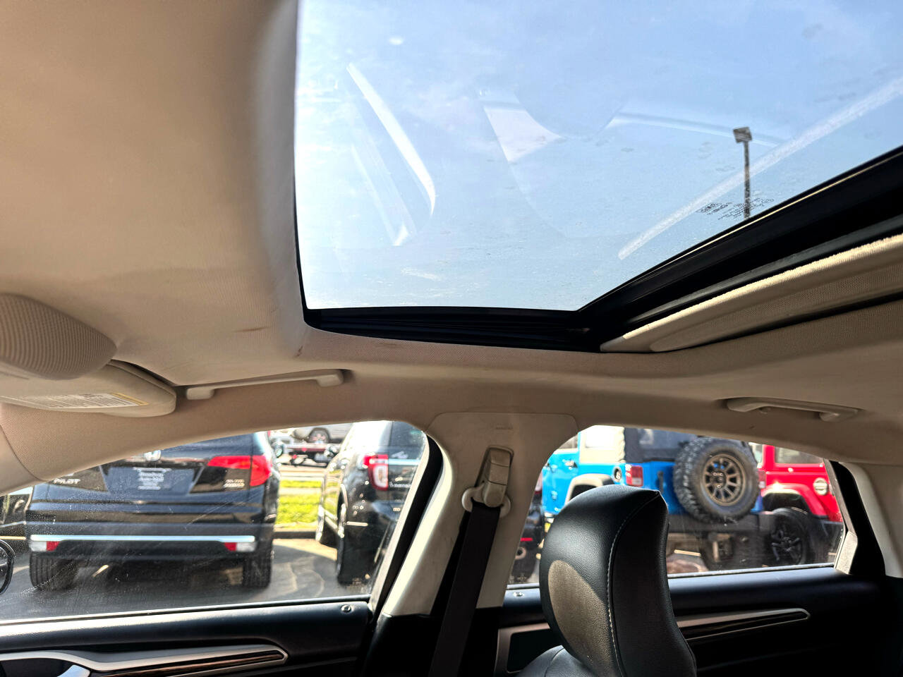 Used 2016 Ford Fusion SE w/ Equipment Group 202A image 20