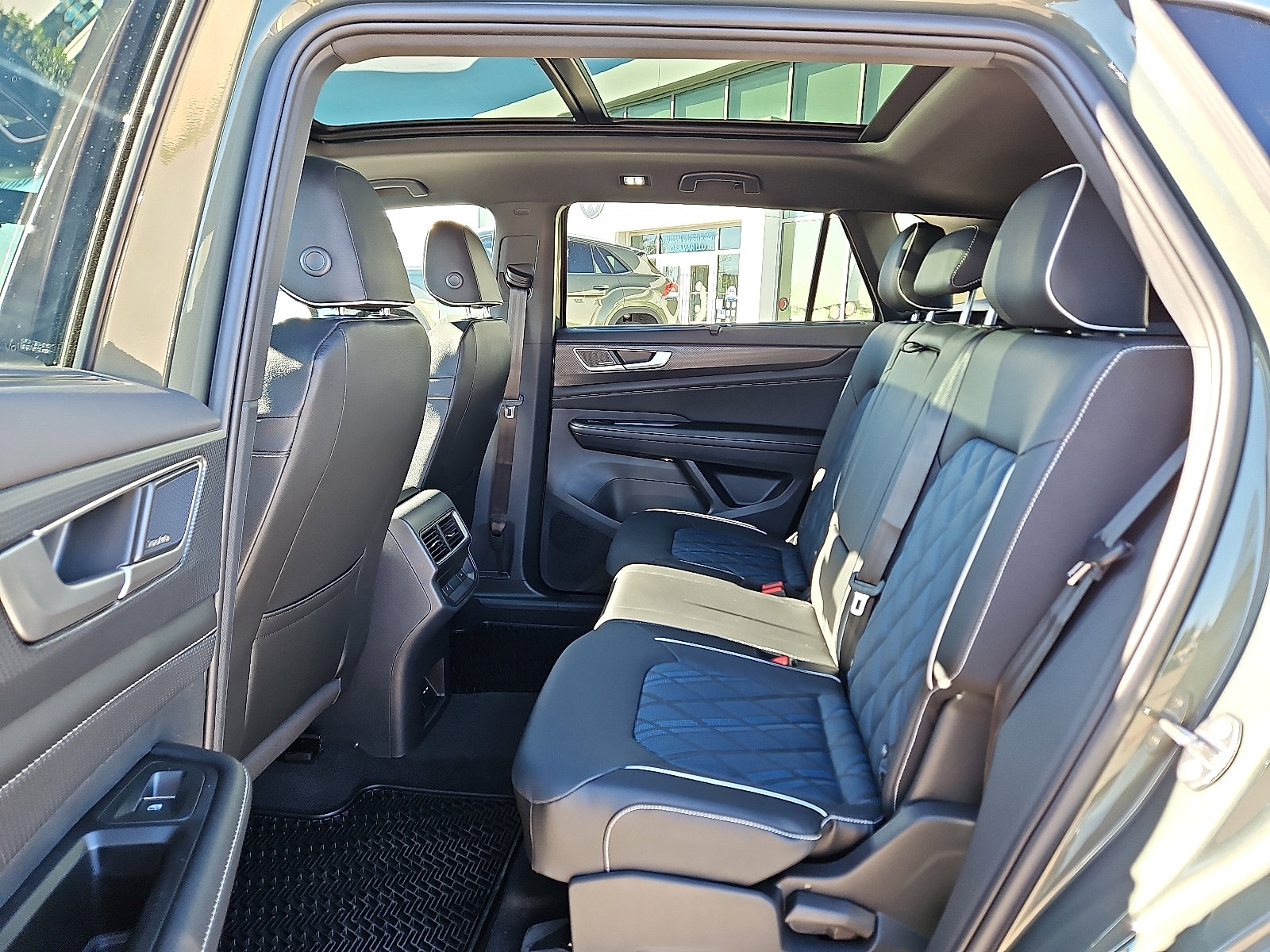 New 2026 Volkswagen Atlas Cross Sport SEL Premium R-Line image 10