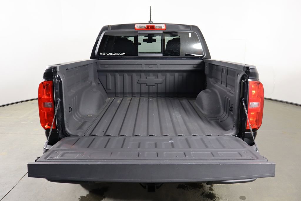 Used 2022 Chevrolet Colorado Z71 w/ Z71 Midnight Edition image 18