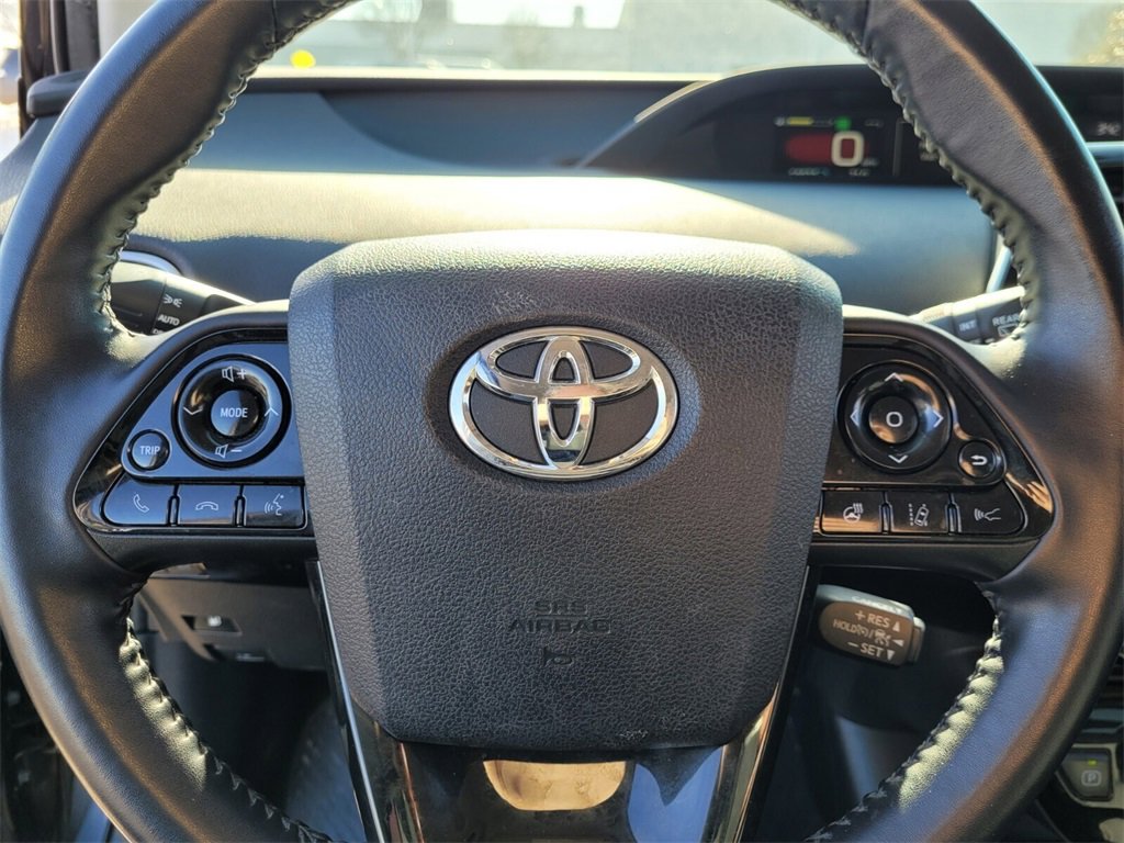 Used 2019 Toyota Prius L Eco image 19