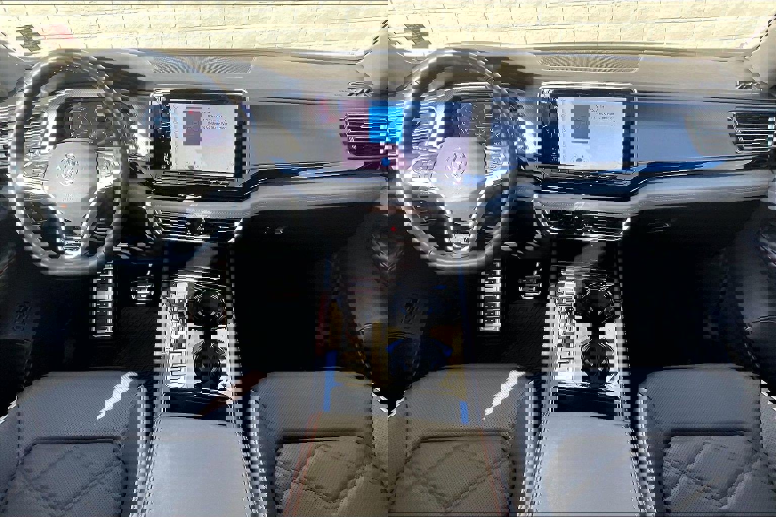 Certified 2024 Volkswagen Atlas Peak Edition SE image 15