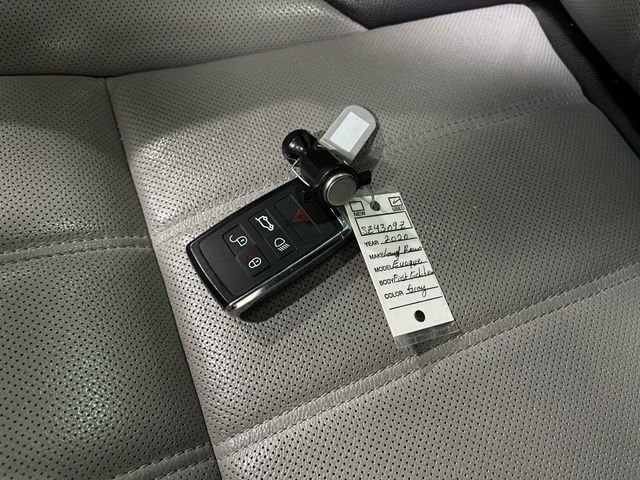 Used 2020 Land Rover Range Rover Evoque First Edition image 39