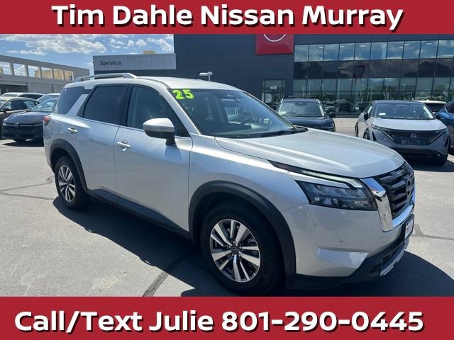 Used 2025 Nissan Pathfinder SL