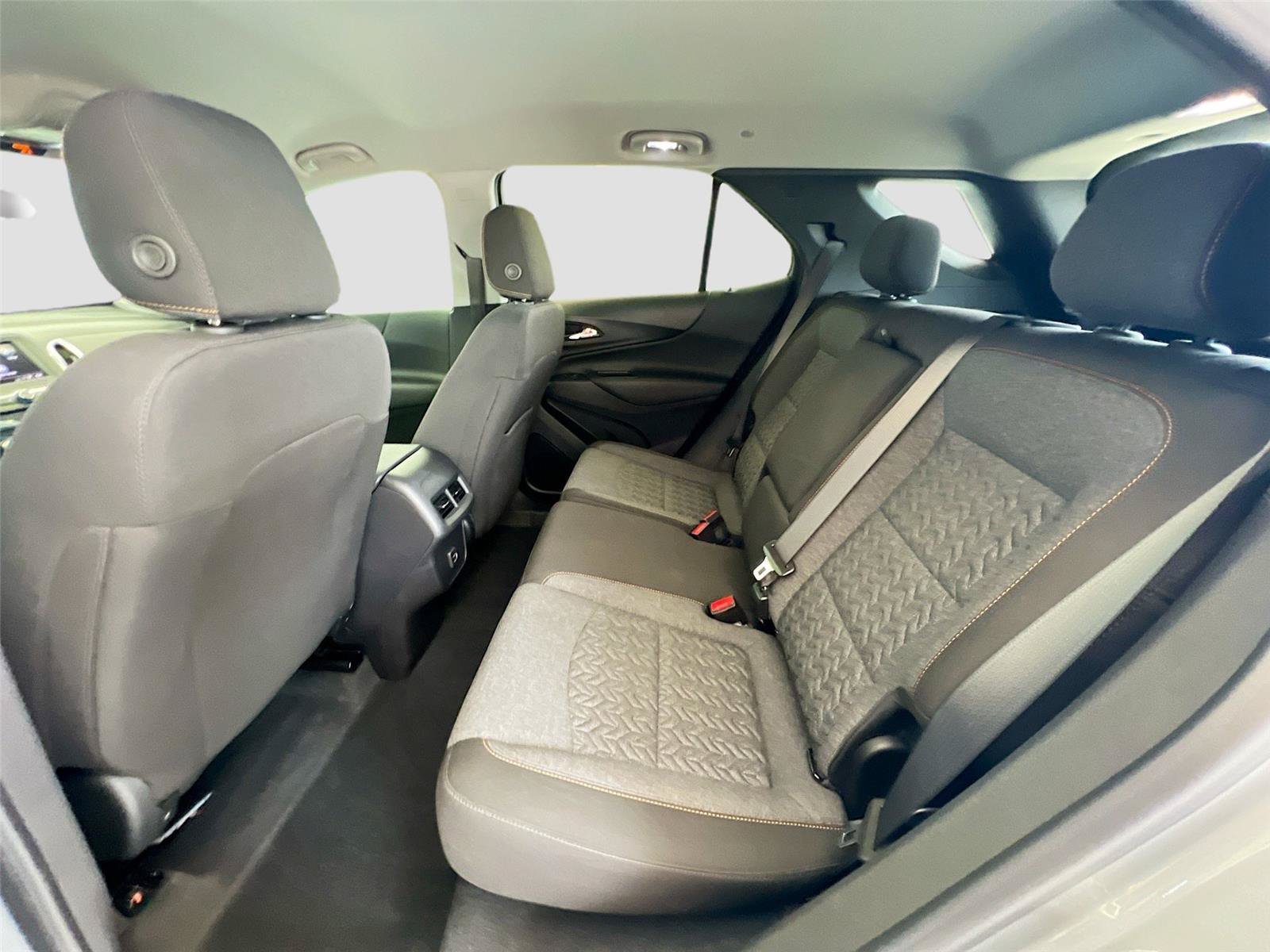 Used 2023 Chevrolet Equinox LT AWD/4WD image 22