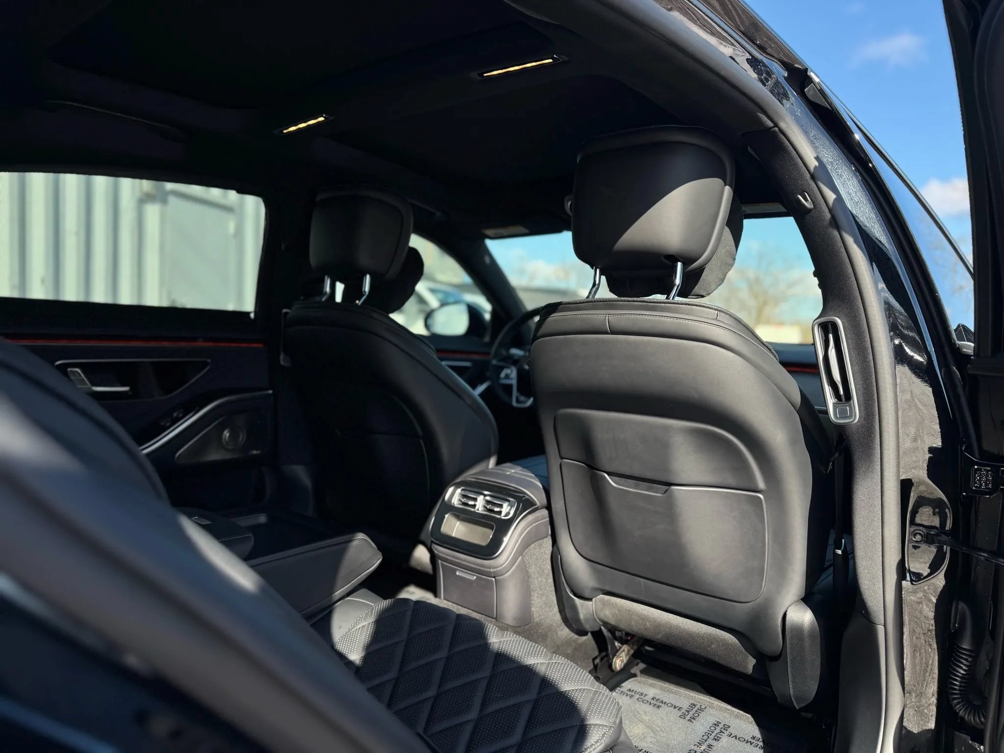 Used 2025 Mercedes-Benz S 580 4MATIC Sedan image 29