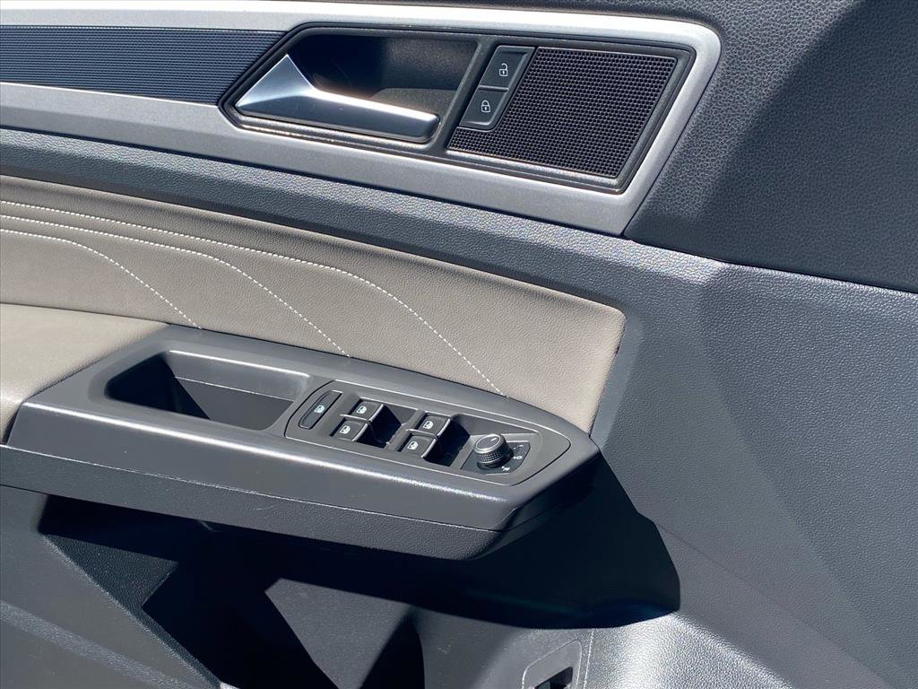Certified 2023 Volkswagen Atlas Cross Sport SEL image 20
