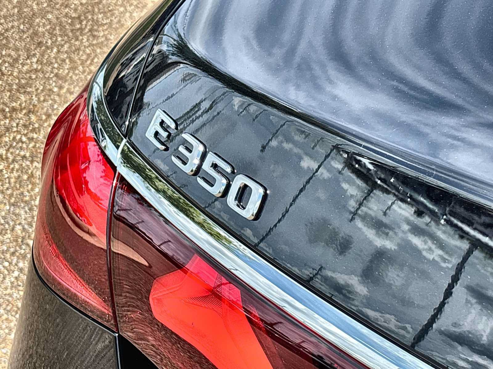 New 2026 Mercedes-Benz E 350 4MATIC Sedan image 15