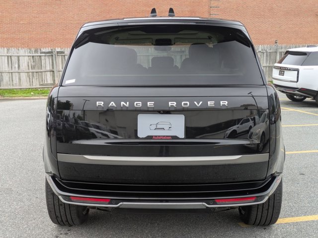 New 2026 Land Rover Range Rover Long Wheelbase SE AWD/4WD image 8