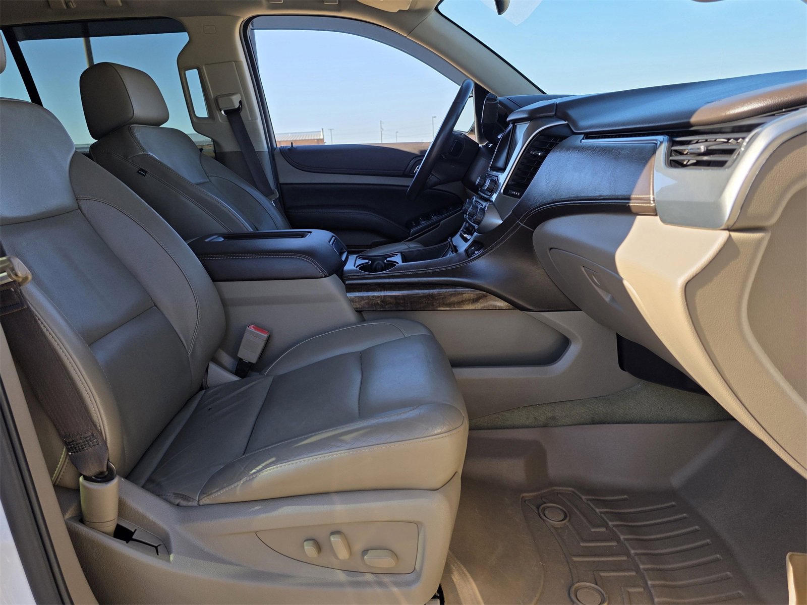 Used 2017 Chevrolet Tahoe LT w/ Luxury Package image 26