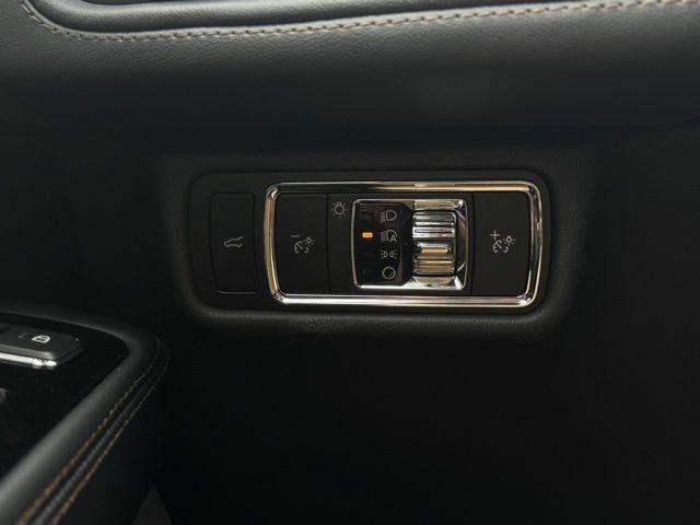 New 2026 Lincoln Aviator AWD image 37