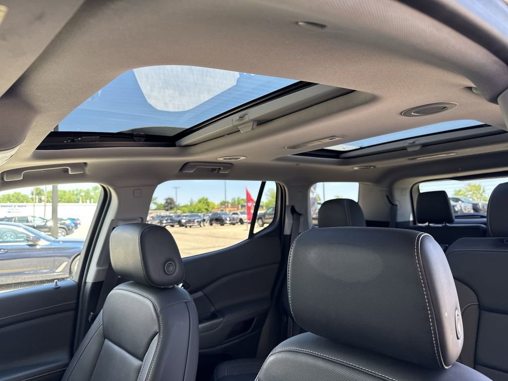 Certified 2023 GMC Acadia SLT w/ Preferred Package AWD/4WD image 14