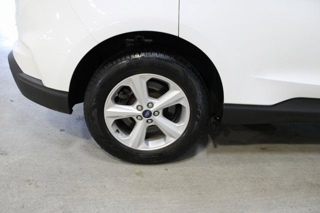 Used 2021 Ford Edge SE image 10
