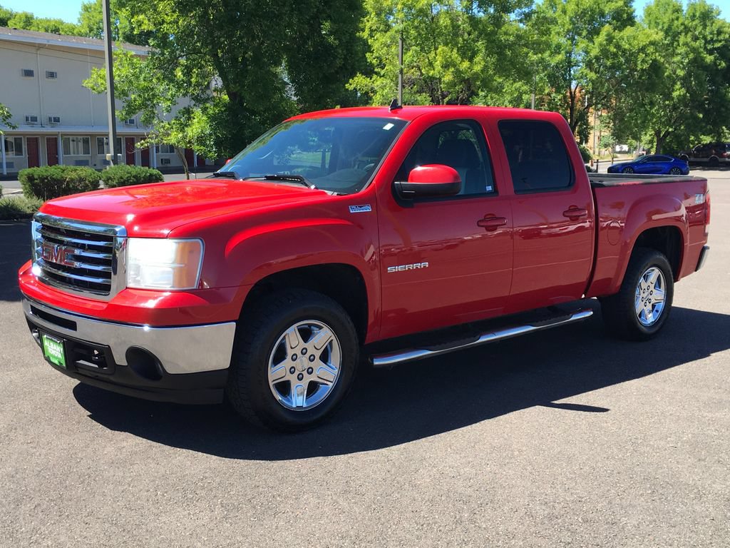 Used 2013 GMC Sierra 1500 SLT w/ All-Terrain Package AWD/4WD image 12