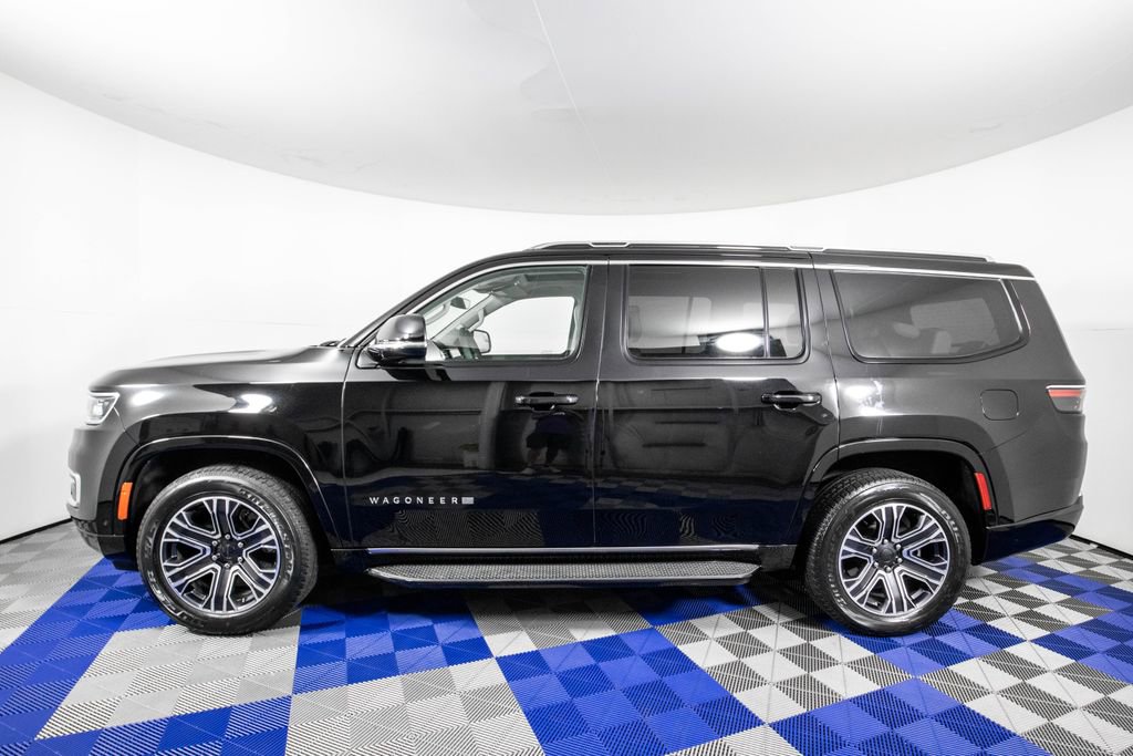 Used 2024 Jeep Wagoneer 2WD w/ Premium Group I image 8