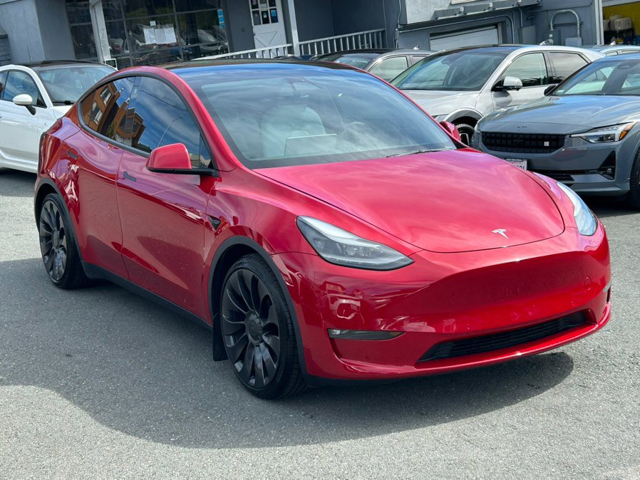 Used 2022 Tesla Model Y Performance image 3