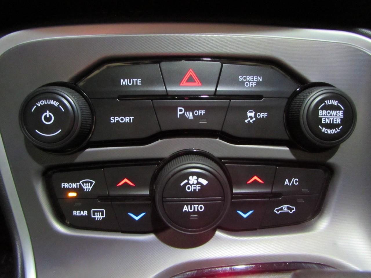 Used 2022 Dodge Challenger R/T w/ Blacktop Package image 28