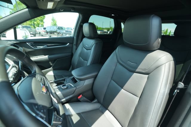 Used 2020 Cadillac XT5 Premium Luxury AWD/4WD image 42