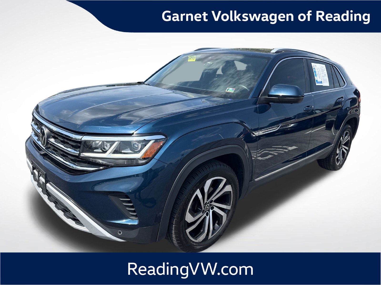 Used 2020 Volkswagen Atlas Cross Sport SEL Premium AWD/4WD image 2