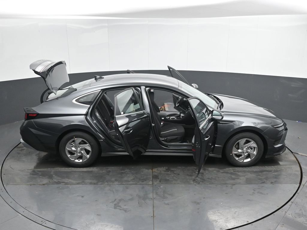 New 2026 Hyundai Sonata SE FWD image 32