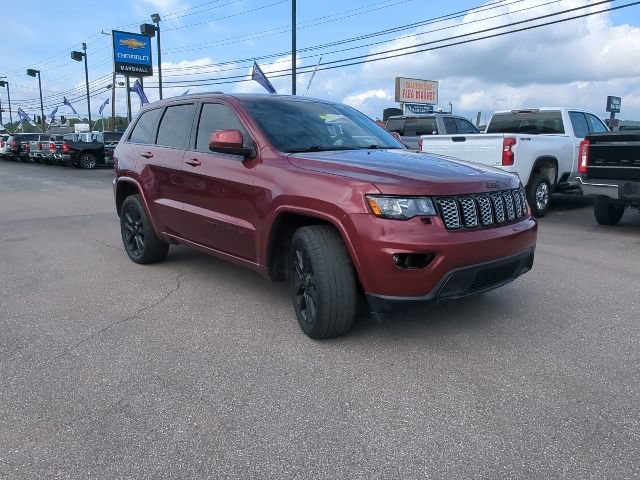 Used 2019 Jeep Grand Cherokee Altitude AWD/4WD image 5