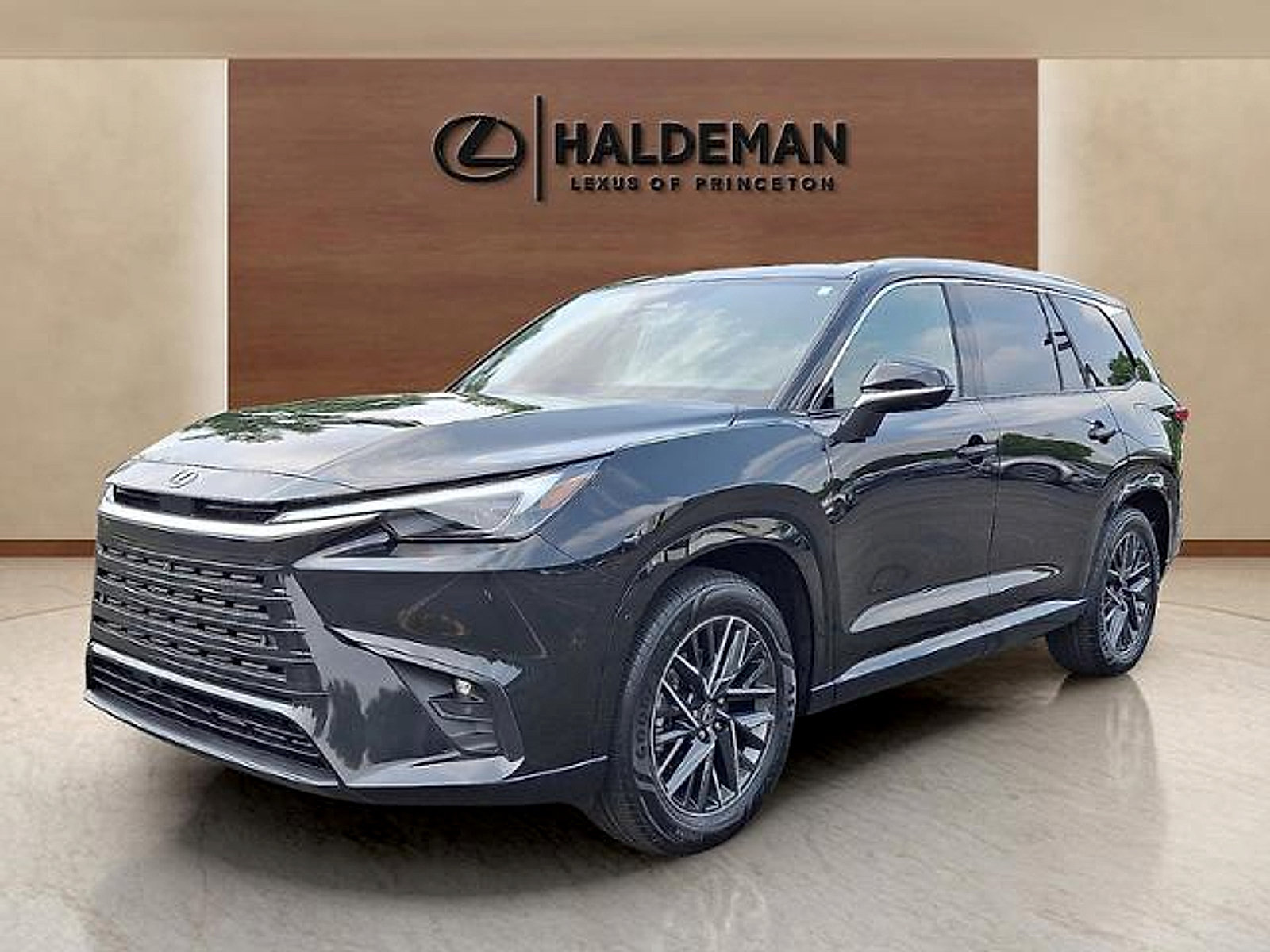 Certified 2025 Lexus TX 350 AWD image 2