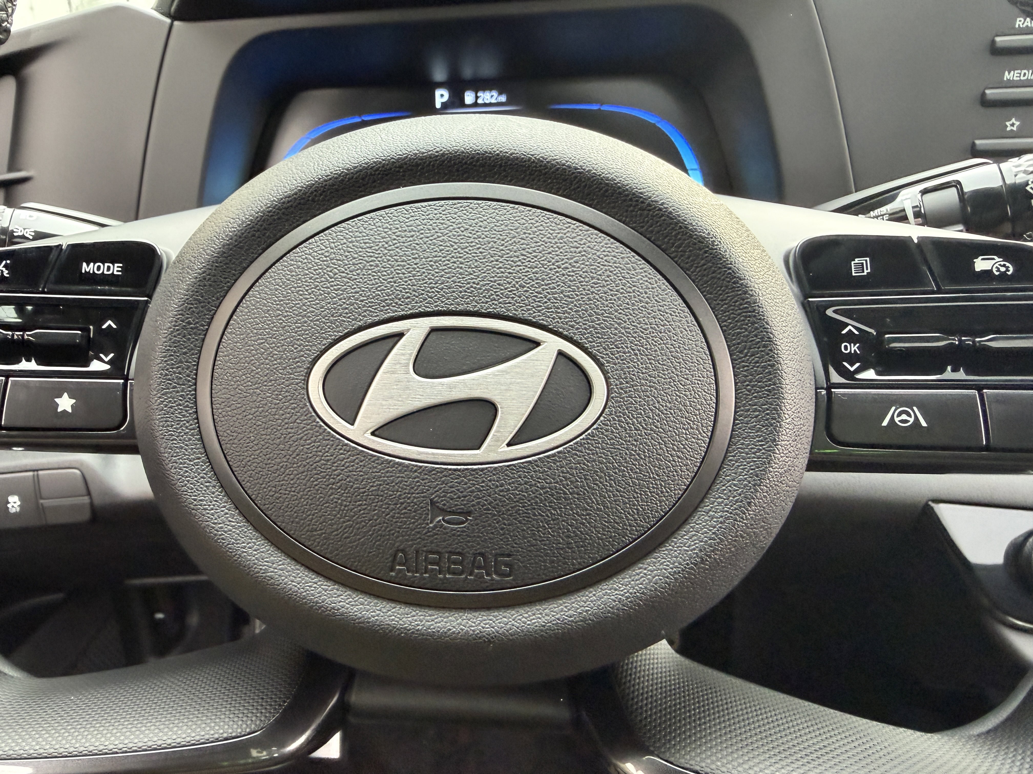 New 2026 Hyundai Elantra SEL Sport FWD image 29