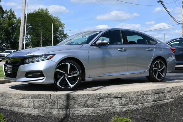 Used 2018 Honda Accord Sport image 1